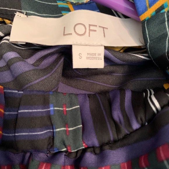 LOFT sleeveless blouse. Size S. - Picture 3 of 9